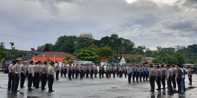 Polres Sumba Barat Gelar Apel Pengecekan Personil Jelang Malam Natal