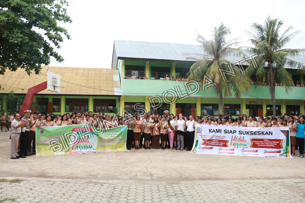 Ditlantas Polda NTT Kampanye Program Millennial Road Safety Festival di SMA N 1 Kupang