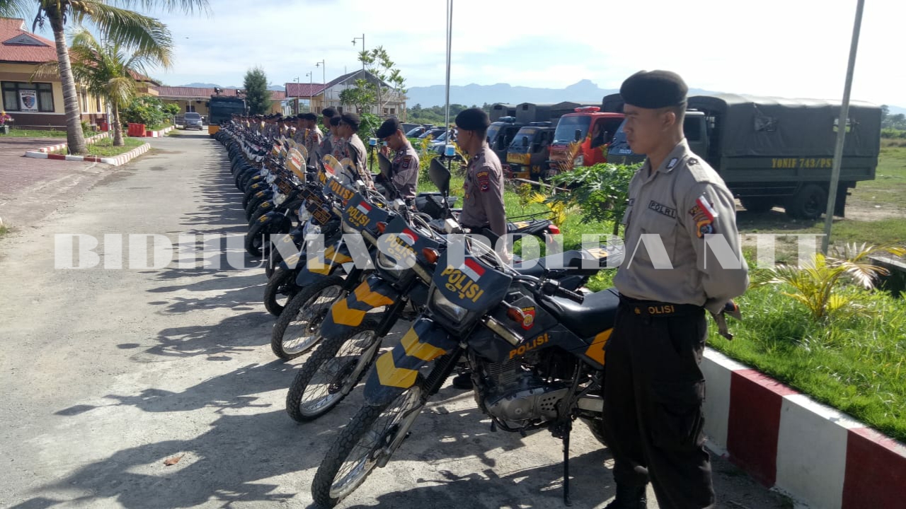 Polres Kupang Gelar Apel Pergeseran Pasukan Pengamanan TPS Pemilu 2019 di wilayah Kabupaten Kupang