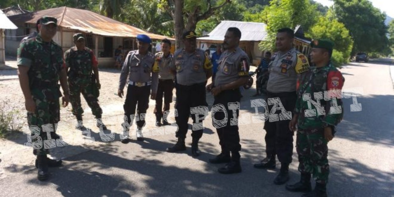 Bentuk Sinergitas Polri -TNI, Personel Polres TTS Bersama Personel Kodim 1621 TTS Amankan Pelaksanaan PSU