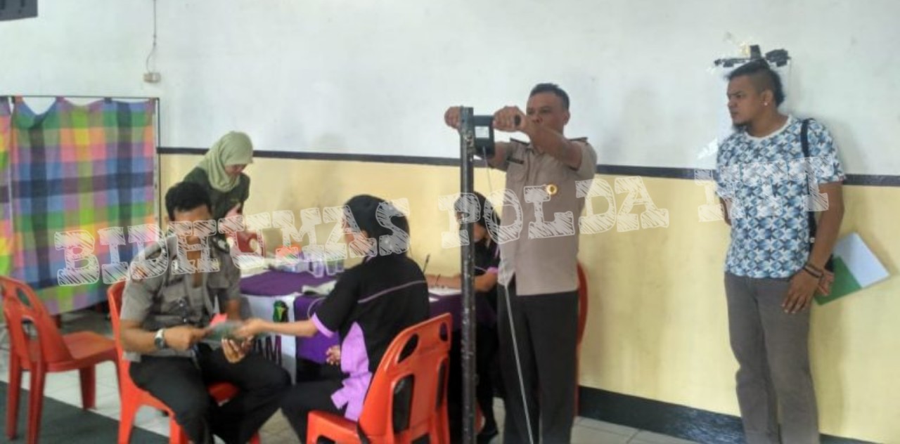 Personel Polres Ende Pemeriksaan Berkala Oleh Biddokes Polda NTT