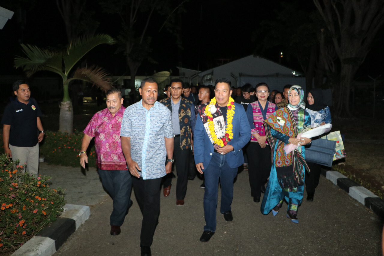 Kapolda NTT Irjen Pol. Drs. Hamidin Tiba di Kupang