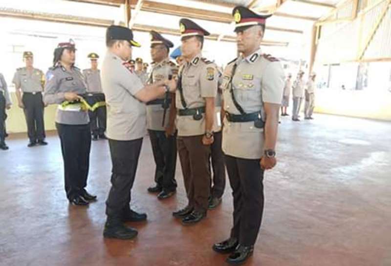 Kapolres TTS Pimpin Sertijab Kabagren dan Kapolsek Amanatun Selatan