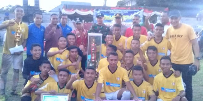 Personel Polres Ende Amankan FInal Sepak Bola Muthmainah Cup Tahun 2019