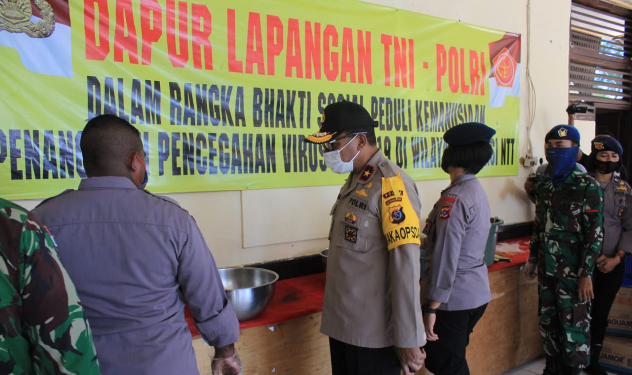 Cek Dapur Umum TNI - Polri, Wakapolda NTT : Agar Kebersihan Dapur Selalu Dijaga